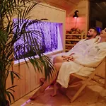 דירה Maciejowe Wzgorze Z Dwoma Niezaleznymi Apartamentami Ze - Sauna, Jacuzzi, Teznia, Izba Solna I Solankowa, Balia Na Wylacznosc Z Hydromasazami
