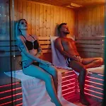 Maciejowe Wzgorze Z Dwoma Niezaleznymi Apartamentami Ze - Sauna, Jacuzzi, Teznia, Izba Solna I Solankowa, Balia Na Wylacznosc Z Hydromasazami דירה רבקה
