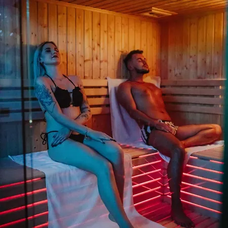 Maciejowe Wzgorze Z Dwoma Niezaleznymi Apartamentami Ze - Sauna, Jacuzzi, Teznia, Izba Solna I Solankowa, Balia Na Wylacznosc Z Hydromasazami 公寓 拉布卡