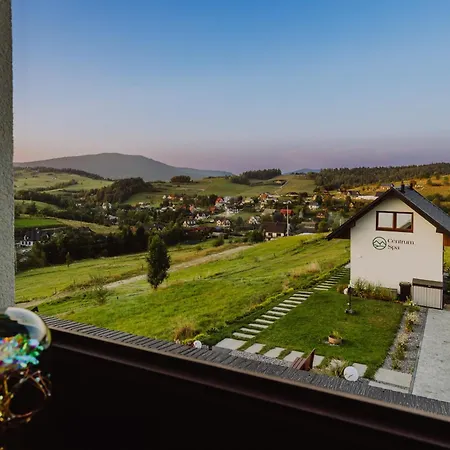 Maciejowe Wzgórze: Dual With Exclusive Retreat *