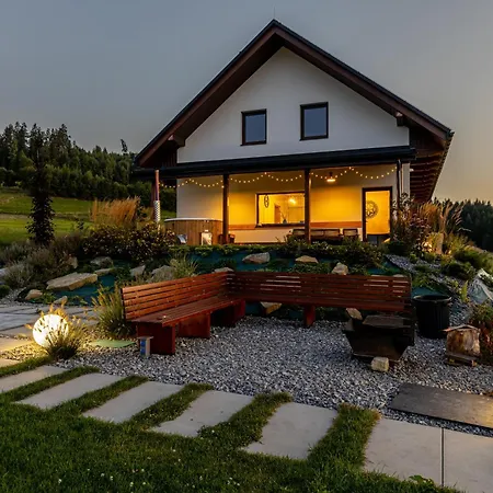Maciejowe Wzgorze Z Dwoma Niezaleznymi Apartamentami Ze - Sauna, Jacuzzi, Teznia, Izba Solna I Solankowa, Balia Na Wylacznosc Z Hydromasazami דירה *