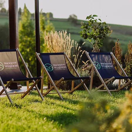 Maciejowe Wzgórze: Dual With Exclusive Retreat Apartment Rabka